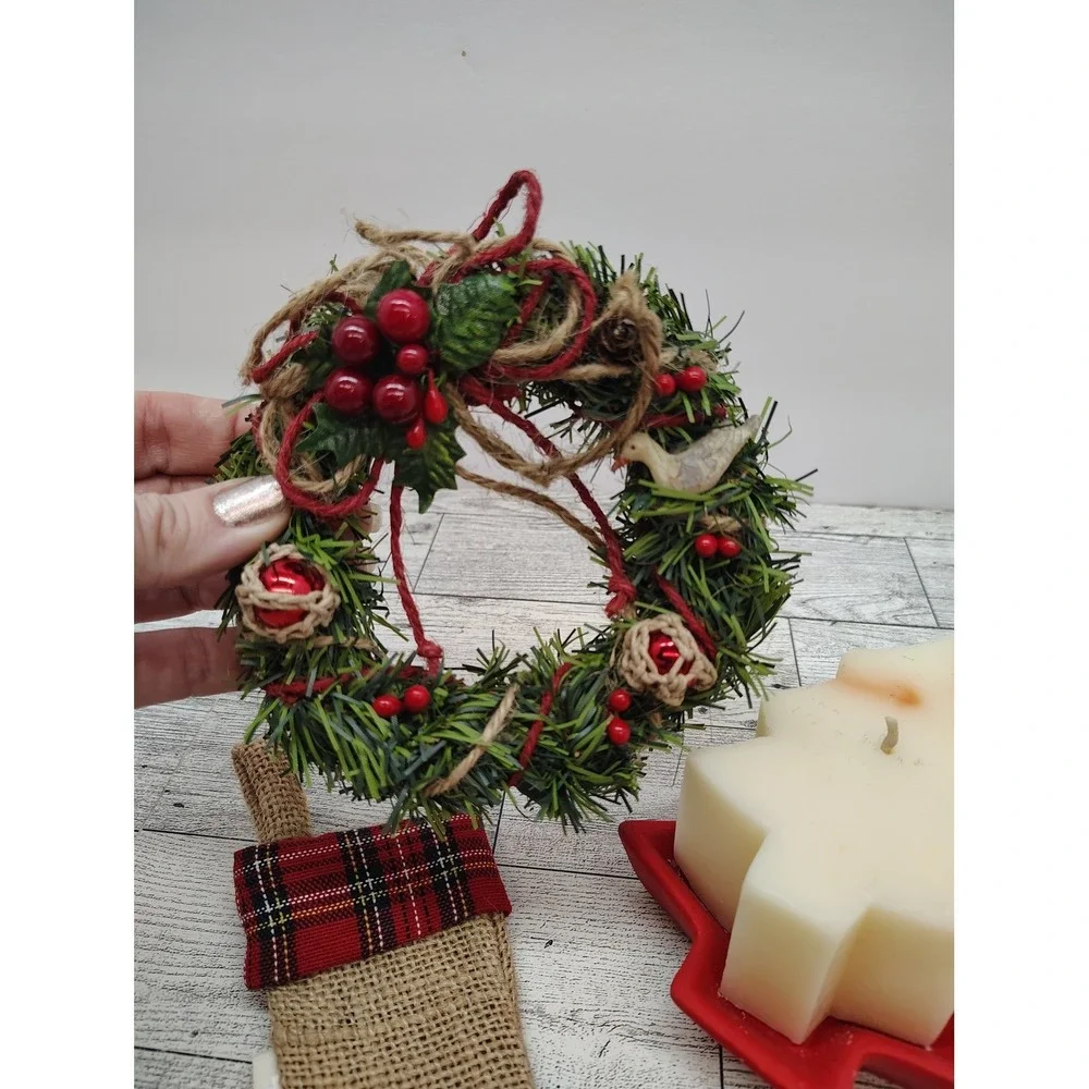Rustic Christmas Bundle‎ of Chesapeake Bay Candle, Burlap Stocking, Mini Wreath